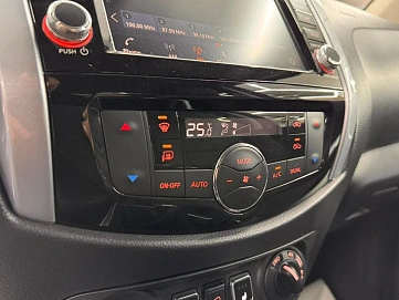 Nissan Navara (Frontier), 2024г, задний привод, механика