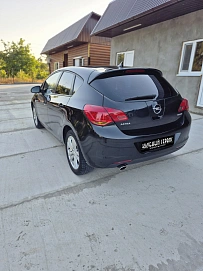 Opel Astra, 2010г, передний привод, автомат