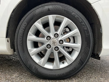 Toyota Camry, 2011г, передний привод, автомат