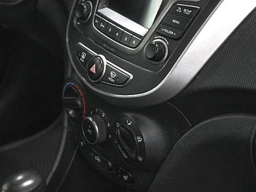 Hyundai Solaris, 2016г, передний привод, автомат