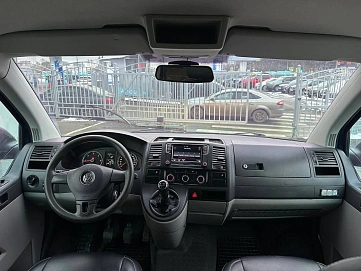 Volkswagen Transporter, 2011г, передний привод, механика