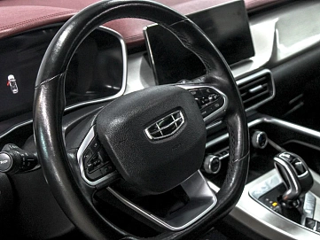 Geely Coolray, 2021г, передний привод, робот