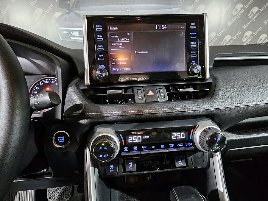Toyota RAV4, 2019г., передний привод, вариатор
