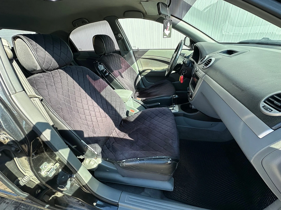 Chevrolet Lacetti, 2008г., передний привод, автомат