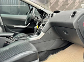 Peugeot 308, 2009г., передний привод, автомат