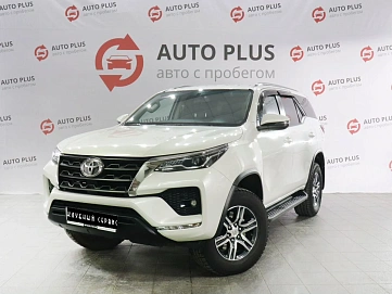 Toyota Fortuner, 2021г, полный привод, автомат