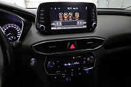 Hyundai Santa Fe, 2019г., передний привод, автомат