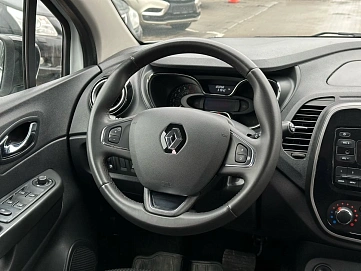 Renault Kaptur, 2018г, передний привод, вариатор