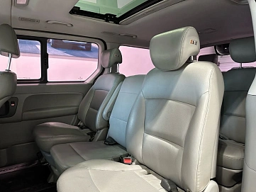 Hyundai Grand Starex, 2015г, полный привод, автомат