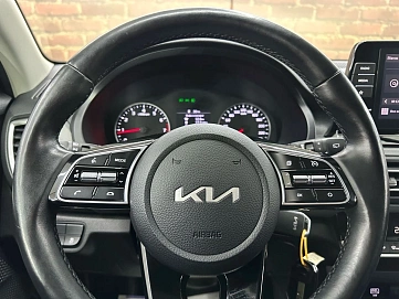 Kia Seltos, 2022г, передний привод, автомат