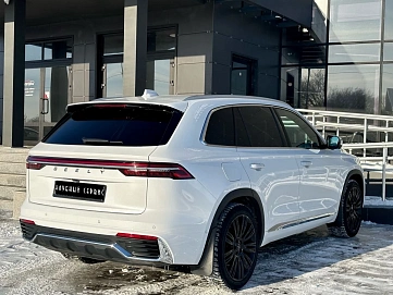 Geely Monjaro, 2023г, полный привод, автомат