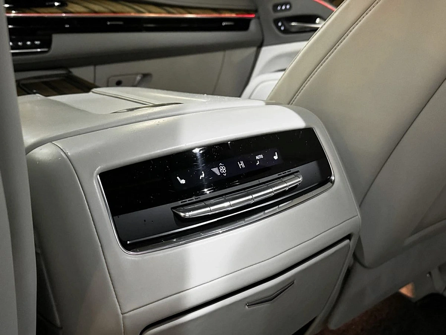 Cadillac Escalade, 2022г., полный привод, автомат