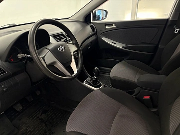 Hyundai Solaris, 2011г, передний привод, механика