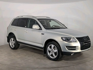 Volkswagen Touareg, 2009г, полный привод, автомат