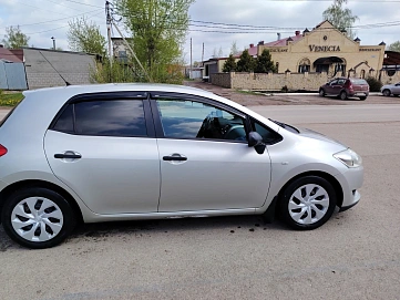 Toyota Auris, 2009г, передний привод, робот
