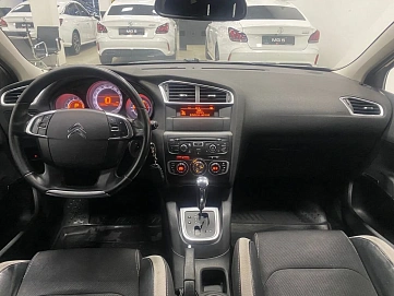 Citroen C4, 2012г, передний привод, автомат