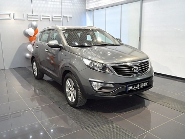 Kia Sportage, 2012г, передний привод, автомат