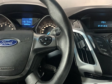 Ford Focus, 2013г, передний привод, механика