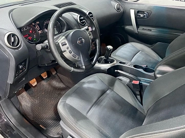 Nissan Qashqai, 2011г, передний привод, механика