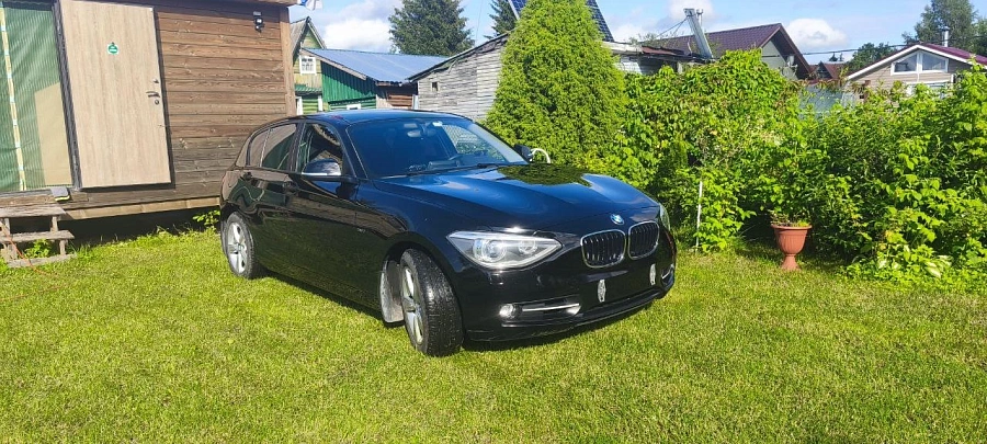 BMW 1 серии, 2013г., задний привод, автомат