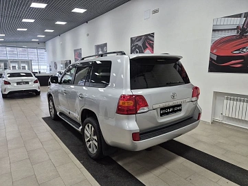 Toyota Land Cruiser, 2012г, полный привод, автомат