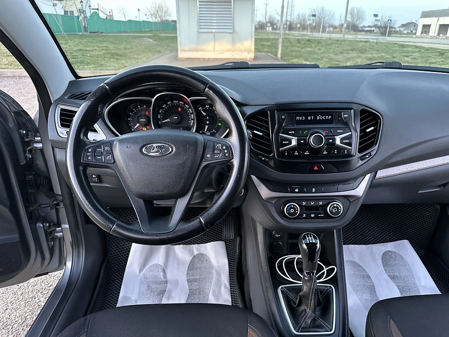 Lada (ВАЗ) Vesta, 2016г., передний привод, механика