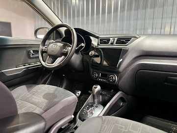 Kia Rio, 2012г, передний привод, автомат