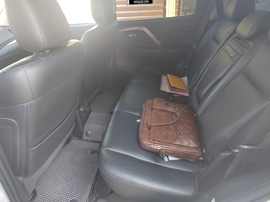 Mitsubishi Pajero Sport, 2020г., полный привод, автомат