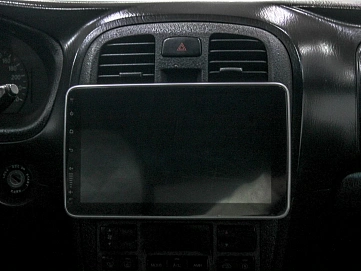 Hyundai Sonata, 2005г, передний привод, автомат