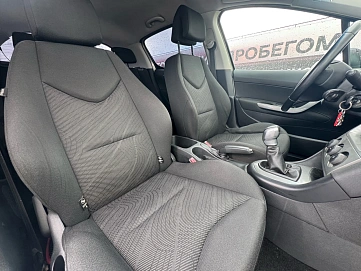 Peugeot 308, 2008г, передний привод, механика