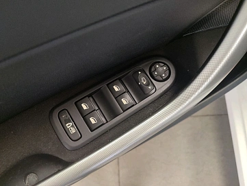 Peugeot 308, 2008г, передний привод, автомат