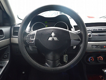 Mitsubishi Lancer, 2012г, передний привод, вариатор