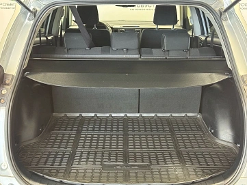 Toyota RAV4, 2015г, передний привод, автомат