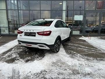 Lada (ВАЗ) , 2023г., передний привод, механика