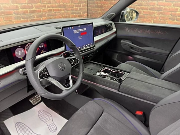 Volkswagen Teramont, 2026г, полный привод, робот