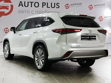 Toyota Highlander, 2025г, полный привод, автомат