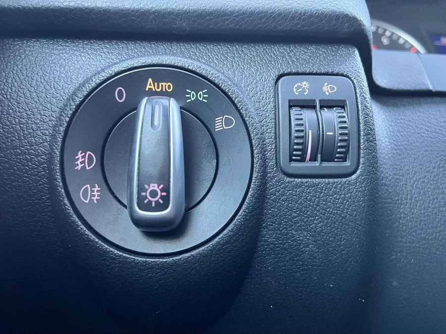 Volkswagen Tiguan, 2011г., передний привод, механика