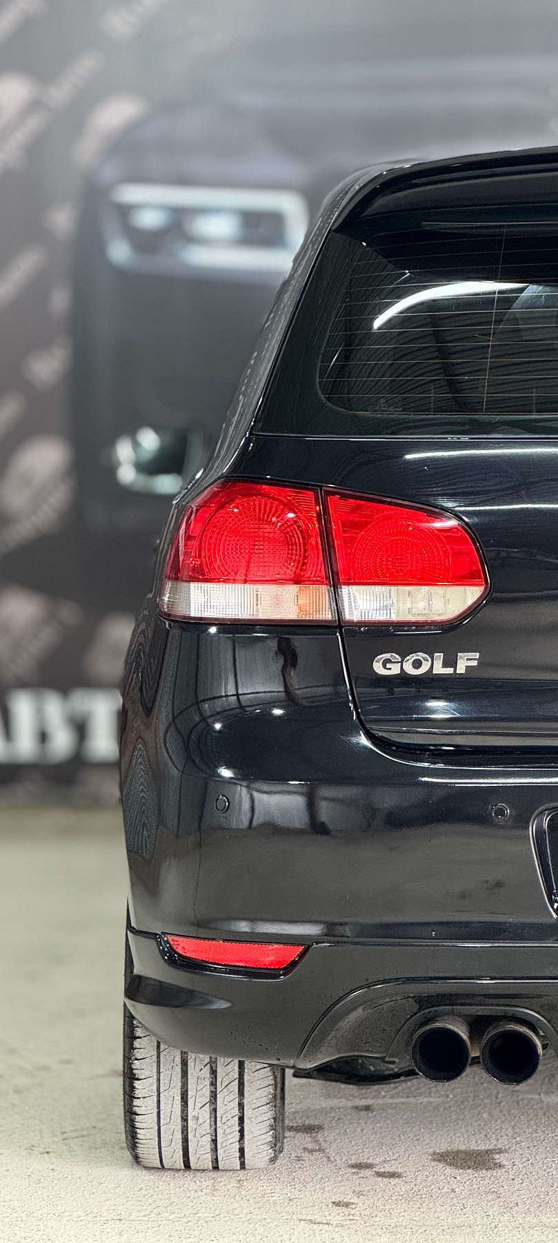 Volkswagen Golf, 2010г., передний привод, робот