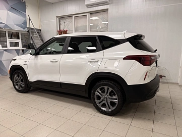 Kia Seltos, 2020г, передний привод, вариатор