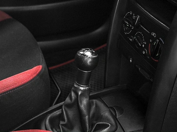 Peugeot 207, 2007г, передний привод, механика