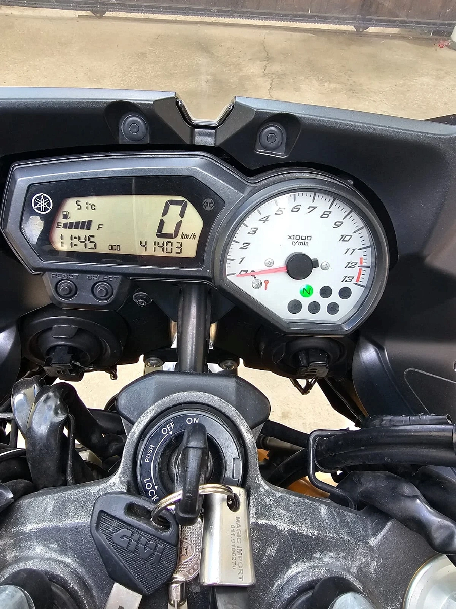 Yamaha FZ8, 2011г.