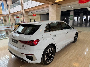 Audi A3, 2021г, передний привод, автомат