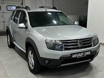 Renault Duster, 2013г, полный привод, механика