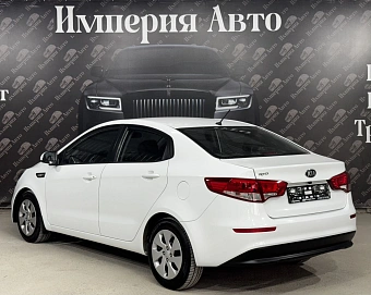 Kia Rio, 2015г, передний привод, автомат