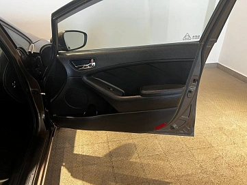 Kia Cerato, 2013г, передний привод, автомат