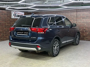 Mitsubishi Outlander, 2017г, полный привод, вариатор