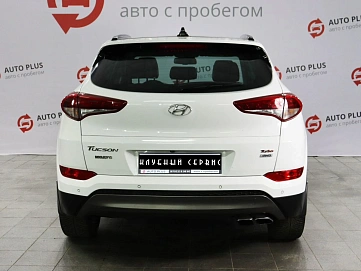 Hyundai Tucson, 2015г, полный привод, робот