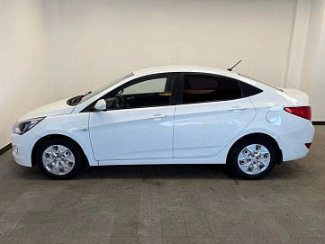 Hyundai Solaris, 2014г, передний привод, автомат