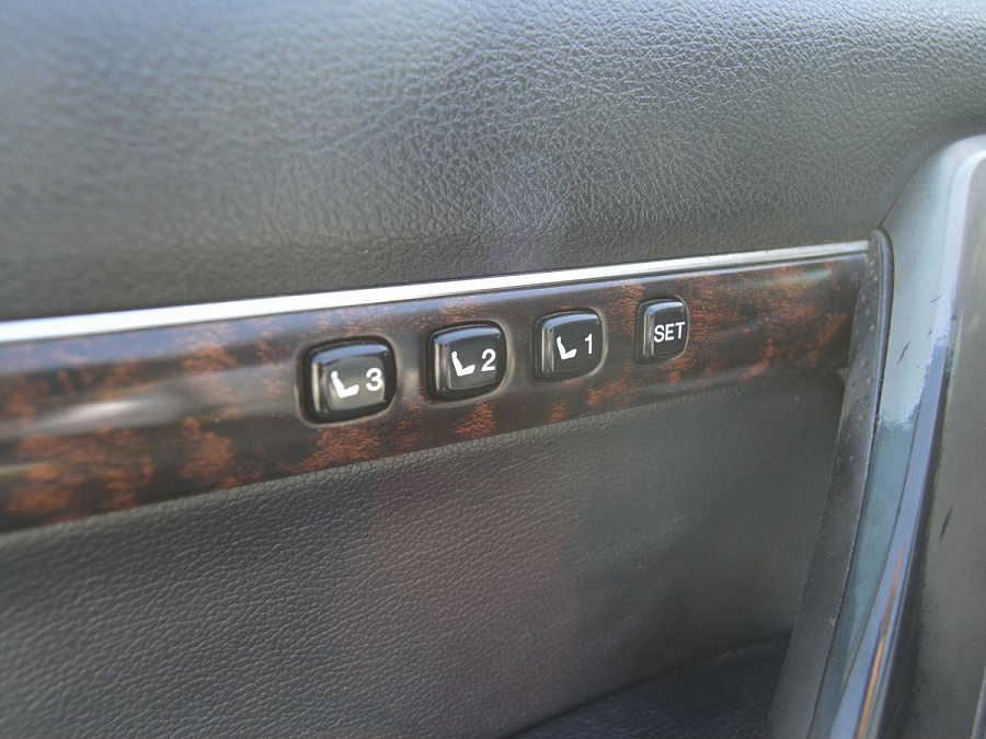 Toyota Land Cruiser, 2011г., полный привод, автомат