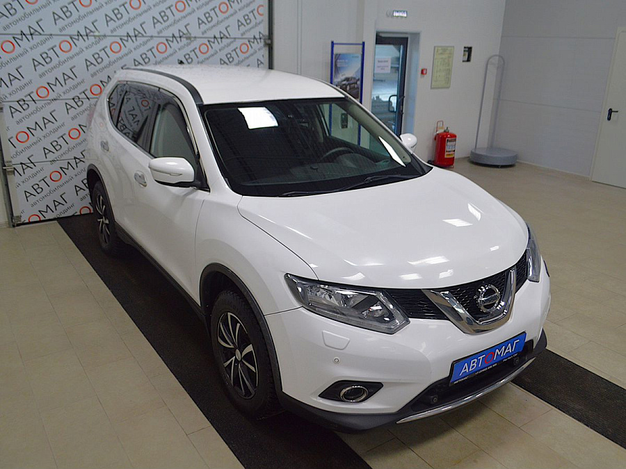 Nissan X-Trail, 2016г., передний привод, вариатор